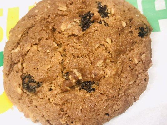 Oatmeal Raisin Cookie