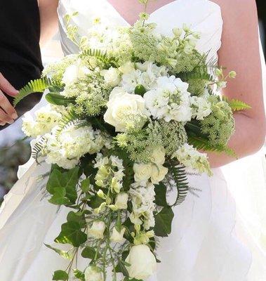 Queen Anne's Lace, white roses, ivy and other Greens!