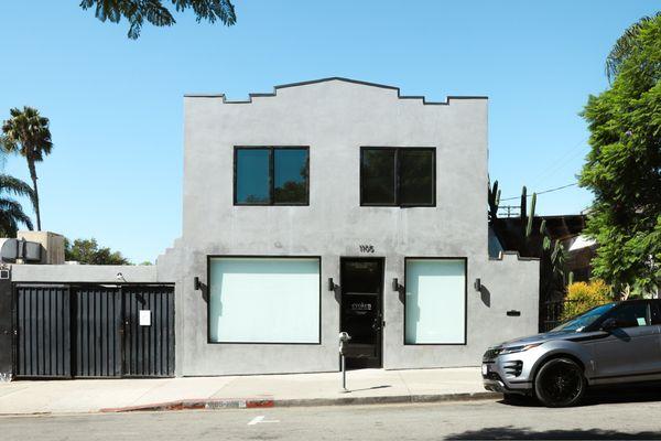 Privacy and off Main Street parking in the back. Meter  And residential street parking.