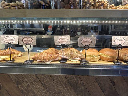 Croissant options