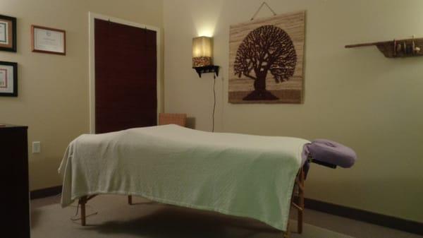 A quiet and peaceful room for your massage