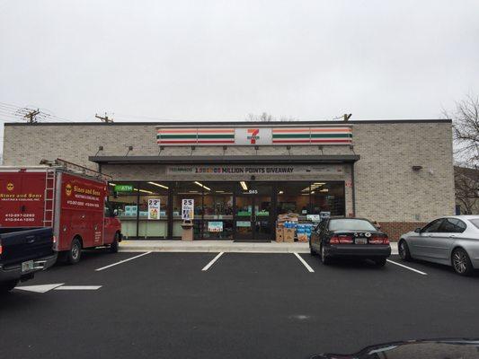 The new 7-Eleven on Ritchie Hwy at Jones Station Road.