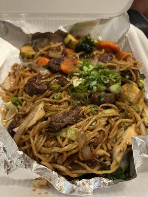 Beef yakisoba