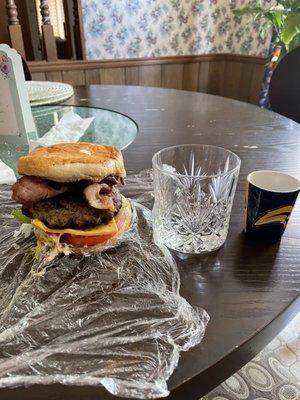 Bacon Cheeseburger compared to glasses