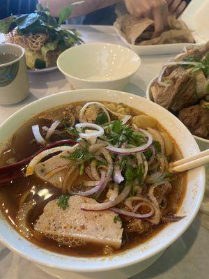 Bun Bo Hue Mo Noi Mo Lan