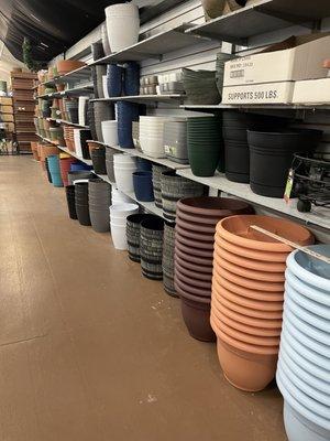 Outdoor plastic pots