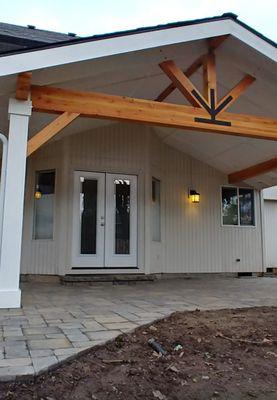 Besand Custom Exteriors