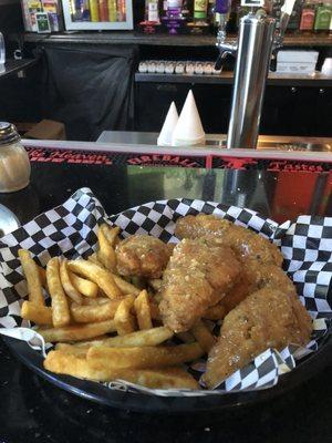 Chicken tenders withe garlic parm saut