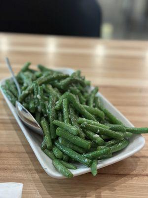 Garlic green string beans with garlic