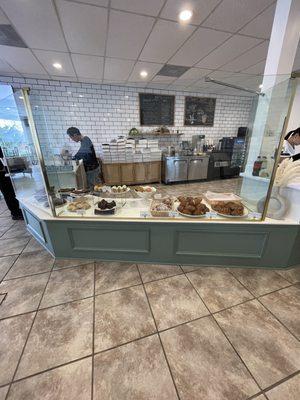 area while waiting to order including their daily and fresh pastries