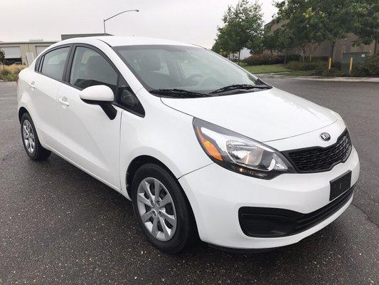 2014 Kia Rio Only 65,000 Miles asking $5900