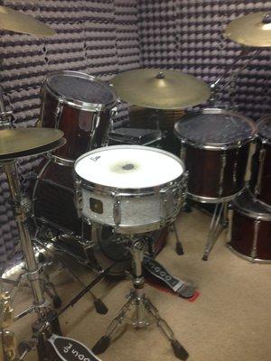 Drumset in Studio