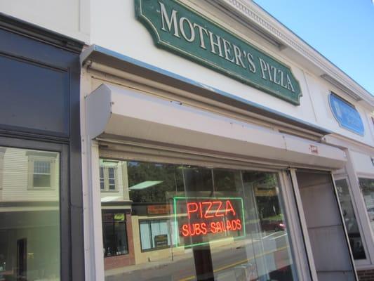 Mother's Pizza Melrose, MA