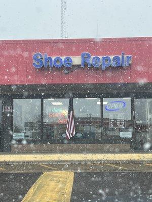 J & B Boot & Shoe Repair