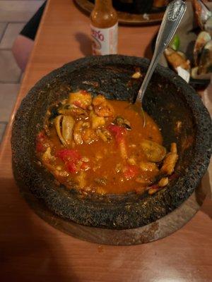 Mariscos al Molcajete