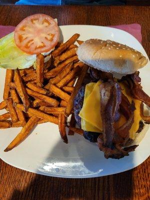 Bacon cheeseburger