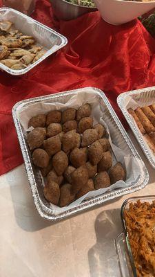 Kibbeh mest balls - pine nuts