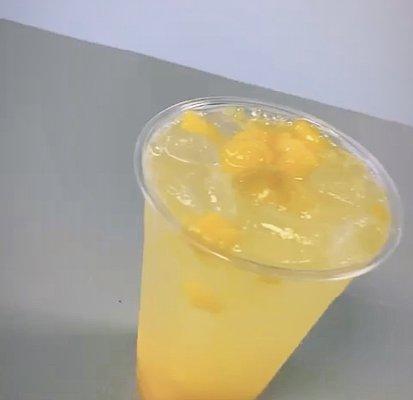 Mango lemonade