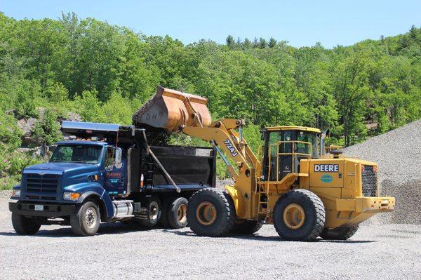 D.H. Hardwick & Sons, Inc. Ready to load or deliver Stone, Sand and Gravel products.