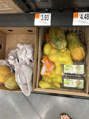 Papaya, Alfonso mango, and kiwis for good price when in stock