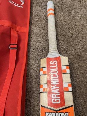 Gray-Nicolls bat