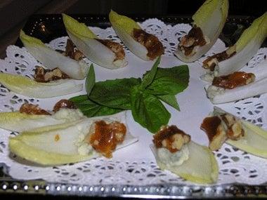 Endive, bleu cheese and caramelized pecans