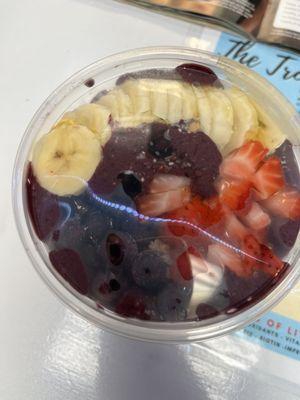 Acai bowl