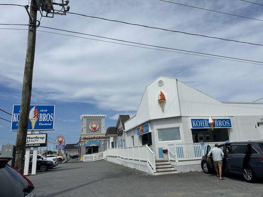 I dream of driving the three hours to eat Kohr Bros frozen custard anytime I think of these summer cones.