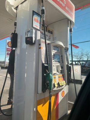 Gas pump