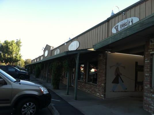 Strip mall on East Ave before Cohasset