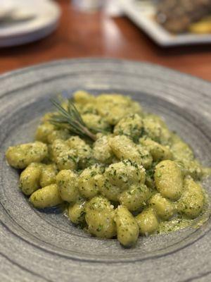 Pesto gnocchi