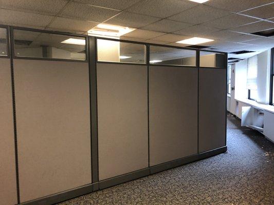 Tall Cubicles Panels with glass