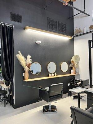 Hairstylist Station