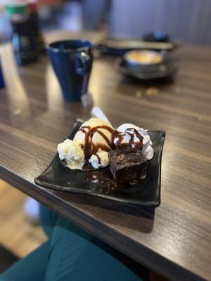 Brownie dessert