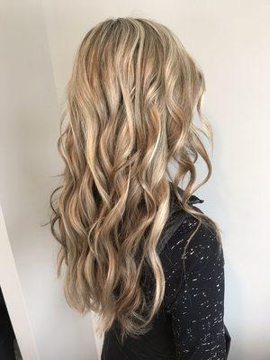 Hilights & honey lowlites with wanded beach waves