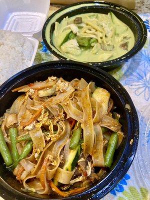 Drunken noodles, beef with no bell peppers. Green curry chicken, no bell peppers. And it came with rice.