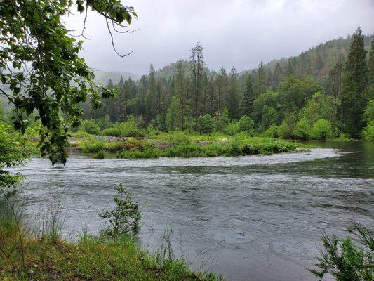 Umpqua river