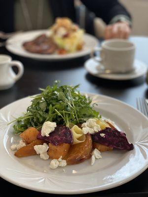 Roasted beet salad