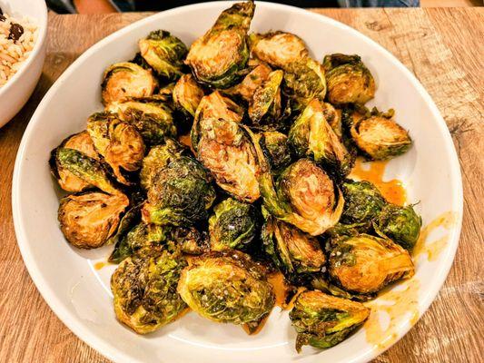 The scotch honey brussel sprouts were the highlight. The sauce complemented them well and they were cooked perfectly.