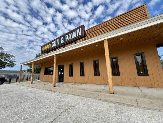 University Gun & Pawn