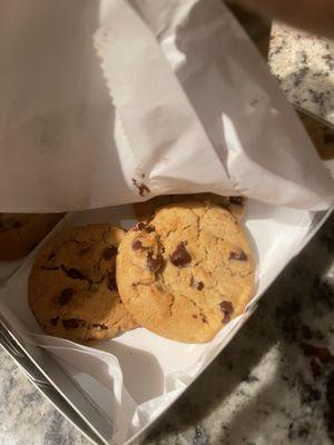 Chocolate chip cookie