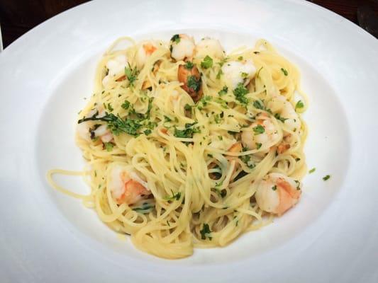 Shrimp scampi w/ angel hair - perfectly done!