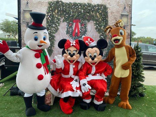 Bringing Holiday Magic to life! Celebrate the season with Frosty, Rudolph, Mickey and Minnie for a Christmas to remember.