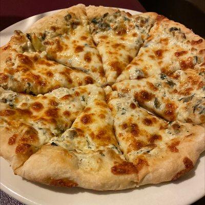 Spinach & artichoke pizza