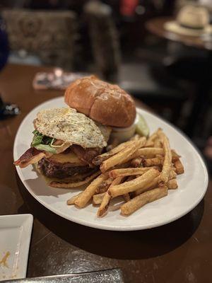 Divani Burger