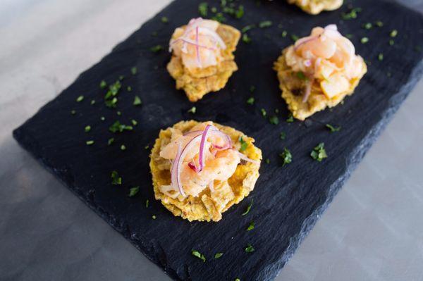 Ceviche tostones