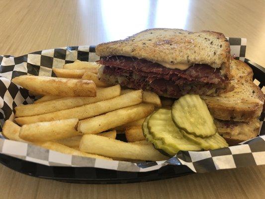 Rueben and fries