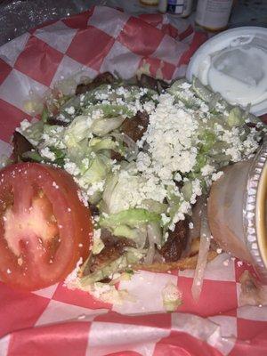 Sope de carnitas