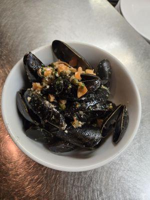 Mussels appetizer