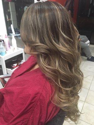 We specialize in Highlights, color, ombré and more.